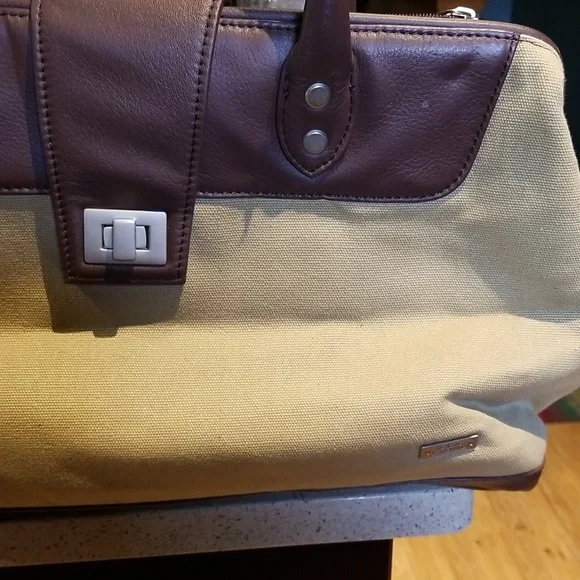 American Leathersmith Brown and Tan Weekender Bag NWT